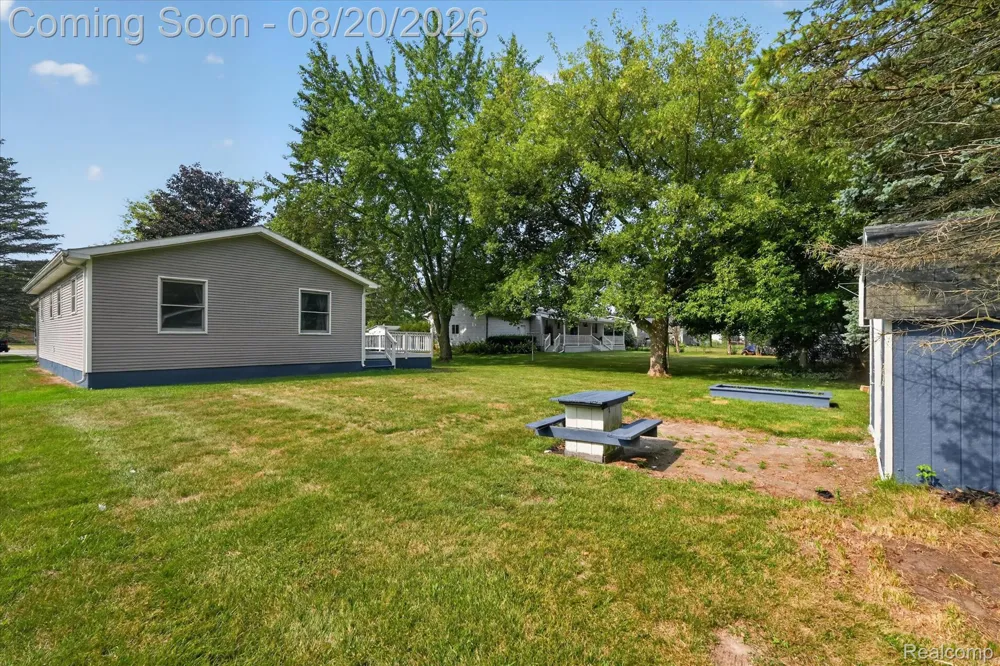 5219 E Carpenter Road Genesee Charter Township, MI 48506