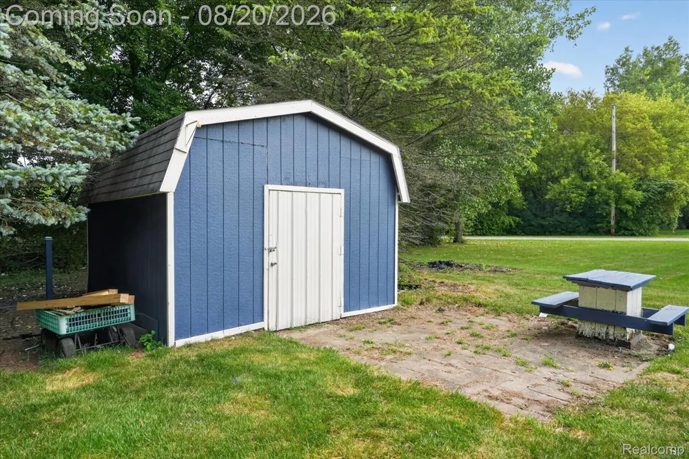 5219 E Carpenter Road Genesee Charter Township, MI 48506