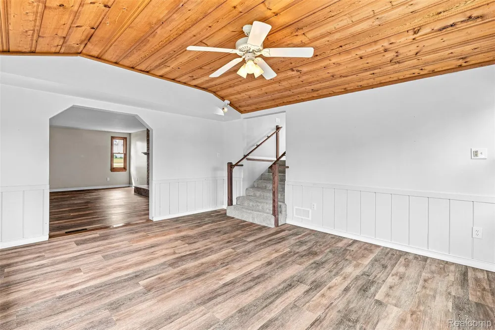 5880 Sawmill Lake Road Brandon Charter Township, MI 48462