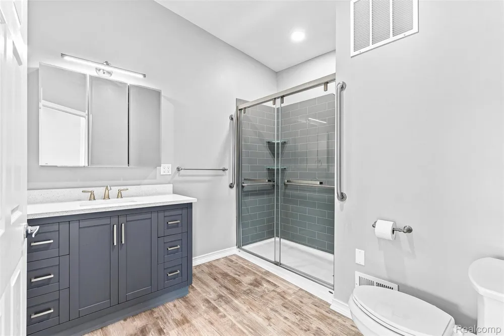 5880 Sawmill Lake Road Brandon Charter Township, MI 48462