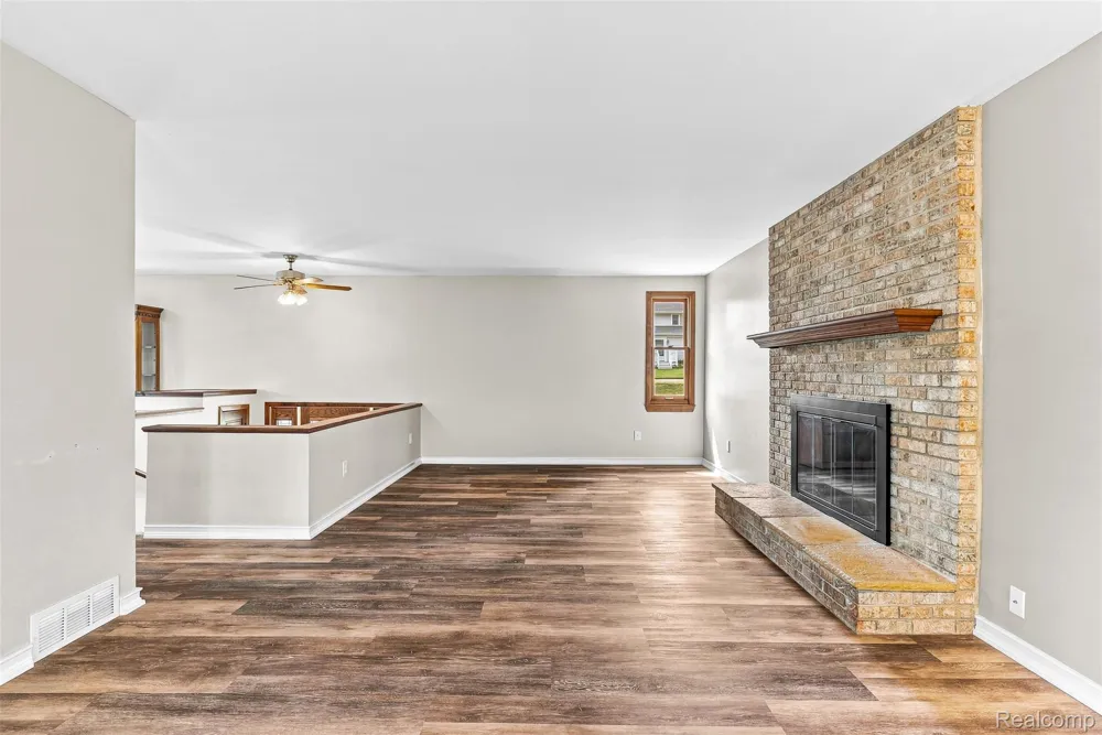 5880 Sawmill Lake Road Brandon Charter Township, MI 48462