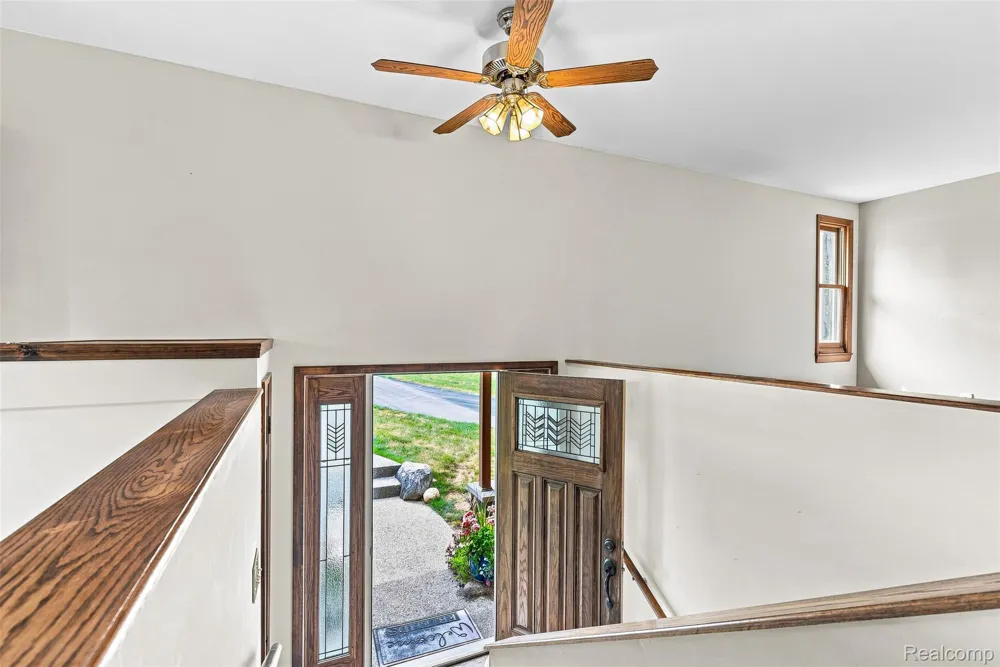 5880 Sawmill Lake Road Brandon Charter Township, MI 48462