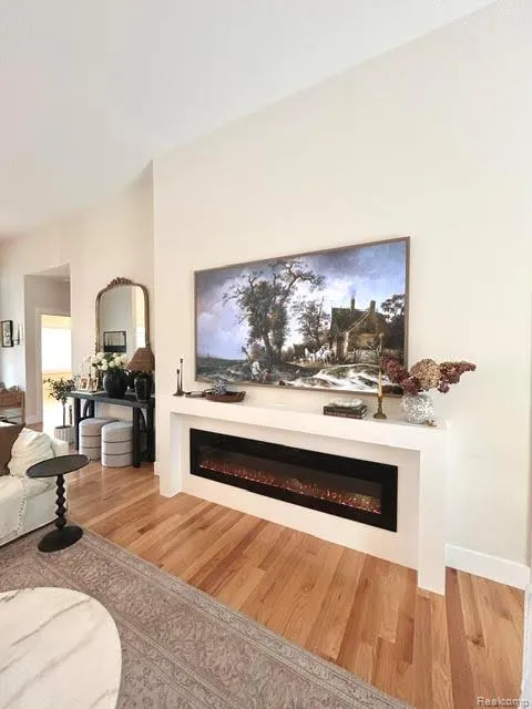 39 Stark Road Rochester Hills City, MI 48307