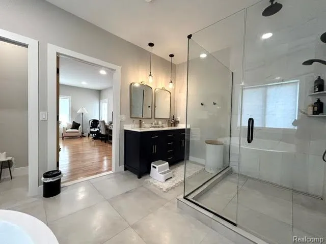 39 Stark Road Rochester Hills City, MI 48307
