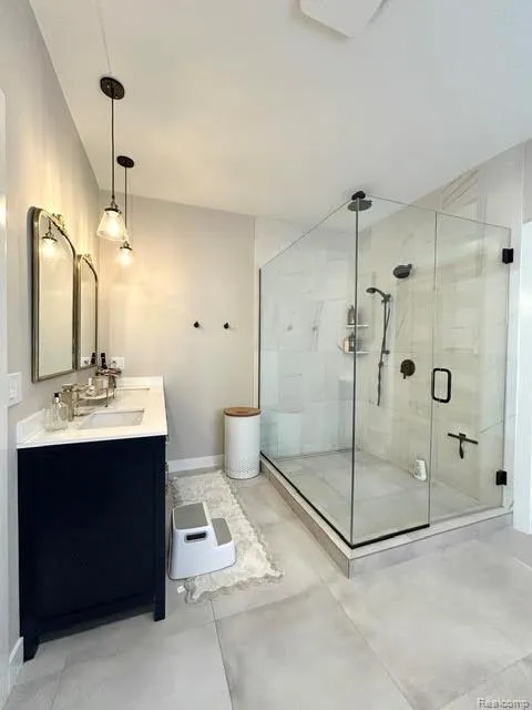 39 Stark Road Rochester Hills City, MI 48307