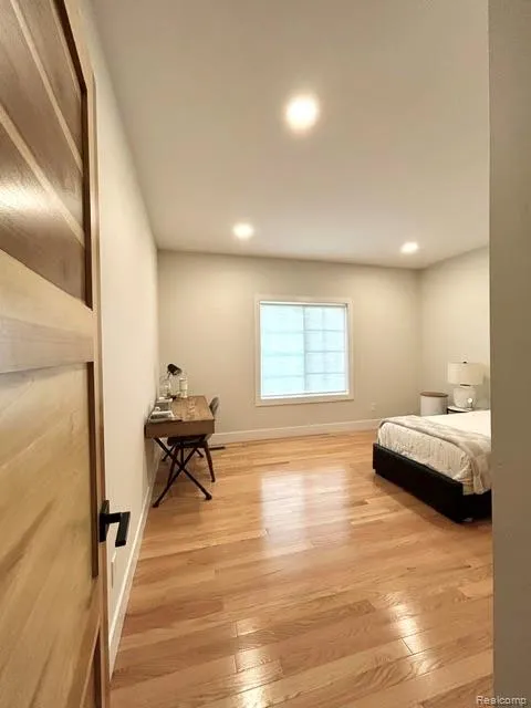 39 Stark Road Rochester Hills City, MI 48307