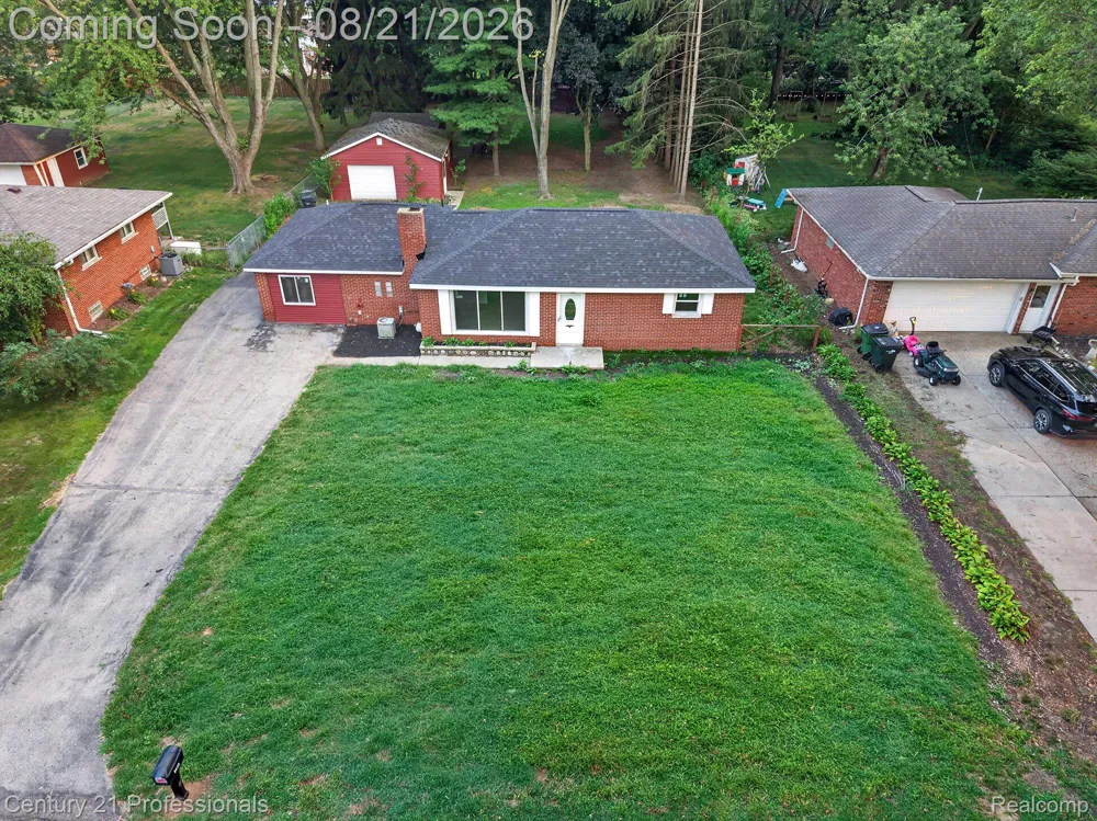 5000 Robert Street Shelby Charter Township, MI 48316