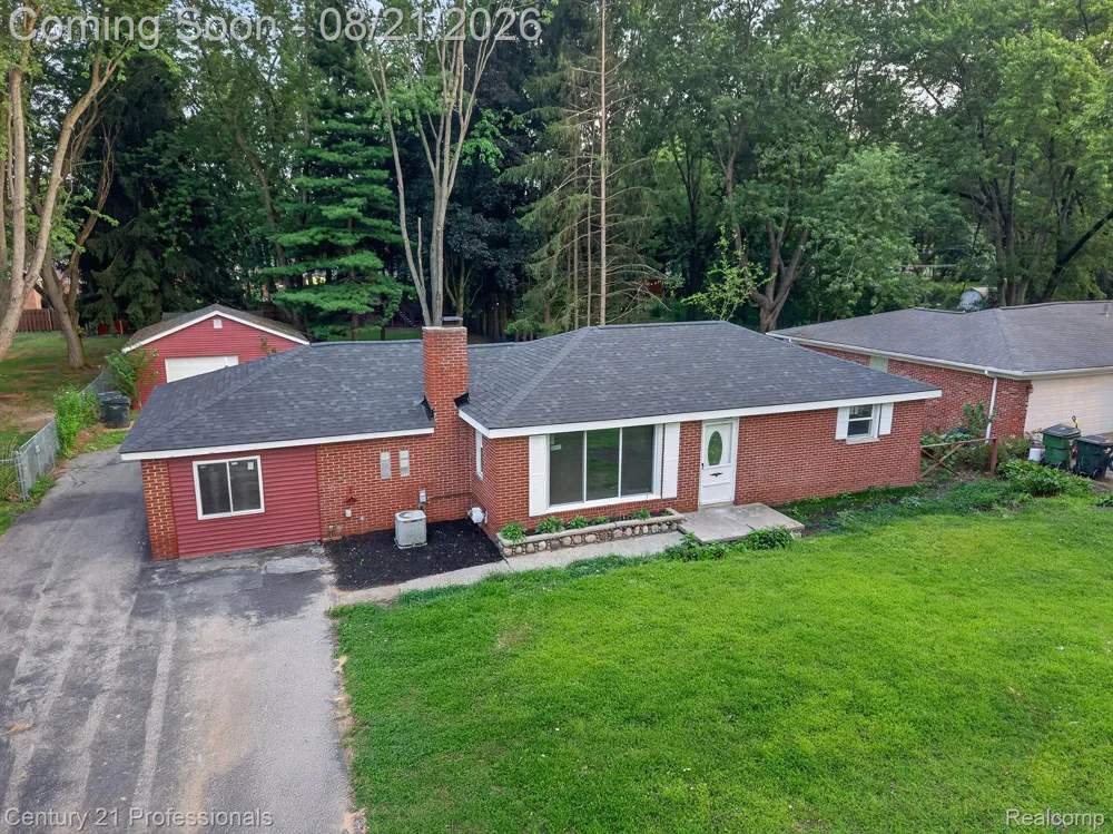 5000 Robert Street Shelby Charter Township, MI 48316