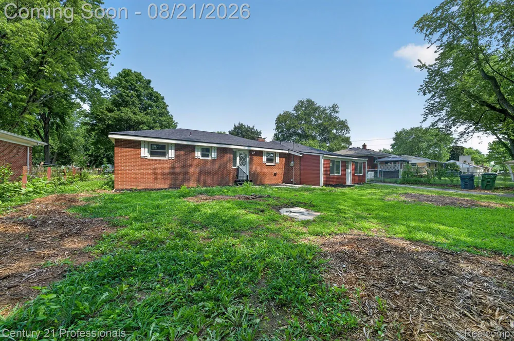 5000 Robert Street Shelby Charter Township, MI 48316