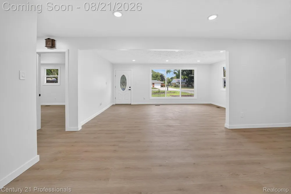 5000 Robert Street Shelby Charter Township, MI 48316