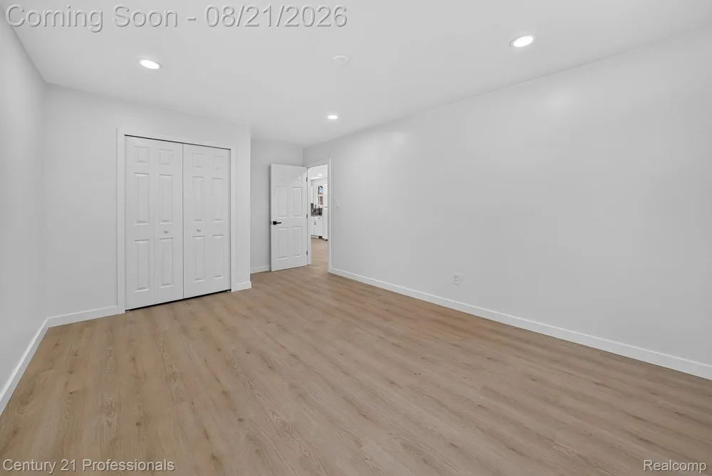 5000 Robert Street Shelby Charter Township, MI 48316