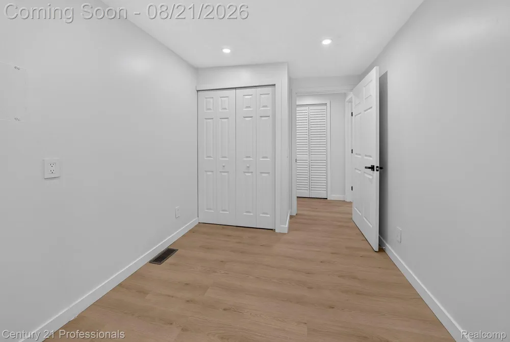 5000 Robert Street Shelby Charter Township, MI 48316