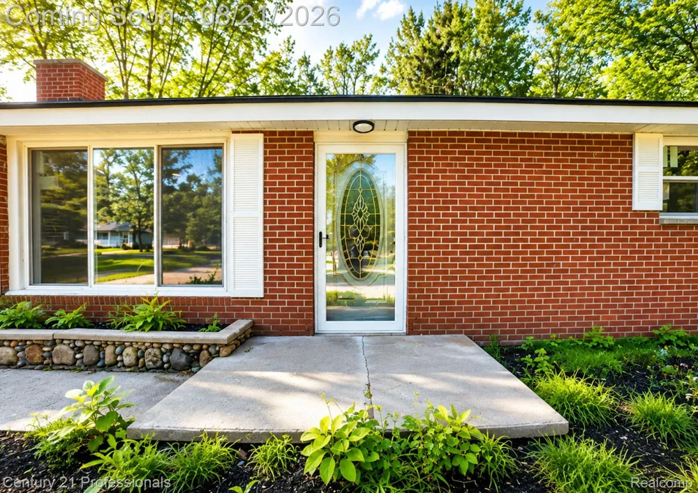 5000 Robert Street Shelby Charter Township, MI 48316
