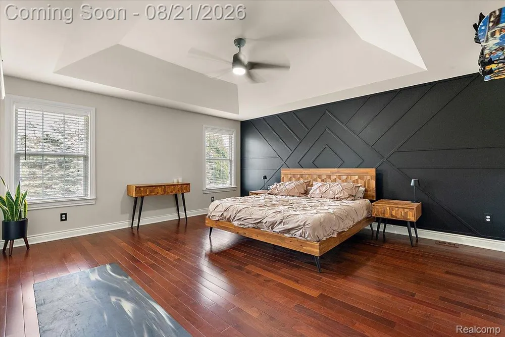 587 Bay Pointe Drive Oxford Village, MI 48371