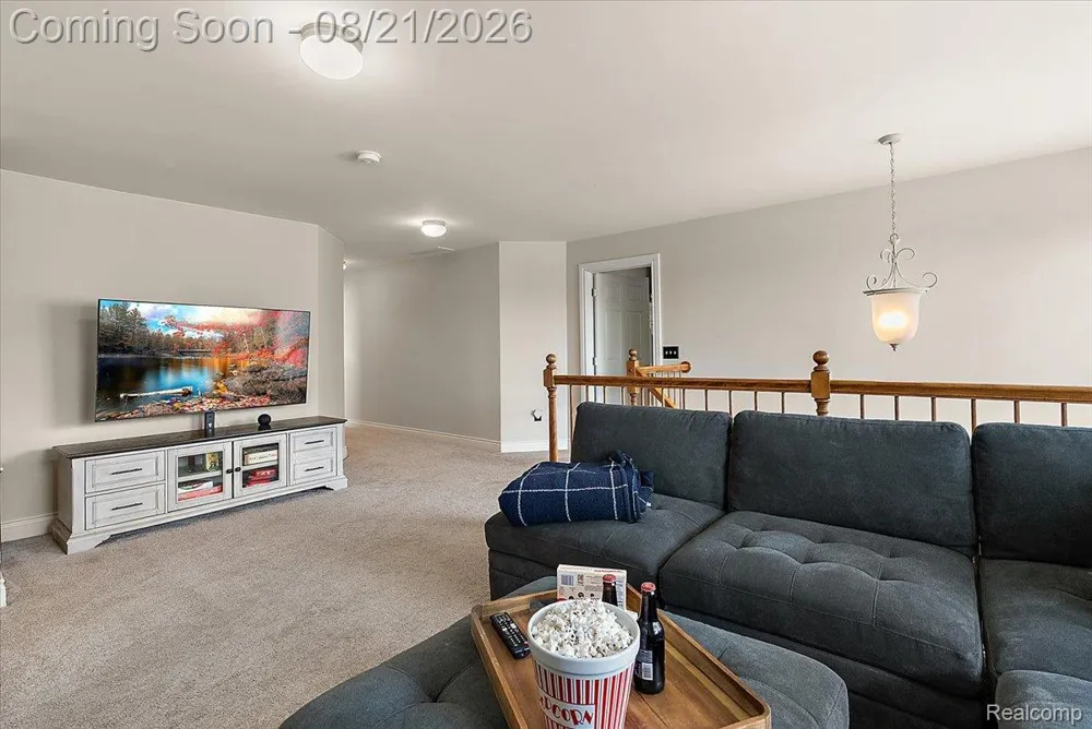 587 Bay Pointe Drive Oxford Village, MI 48371