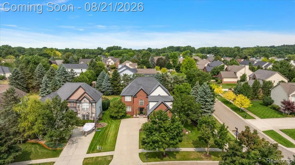 587 Bay Pointe Drive Oxford Village, MI 48371