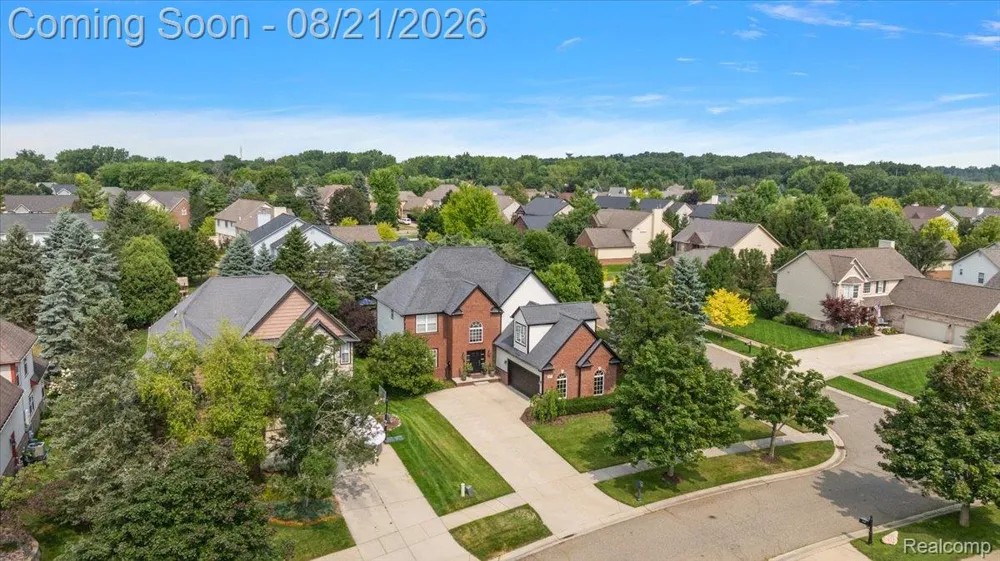 587 Bay Pointe Drive Oxford Village, MI 48371