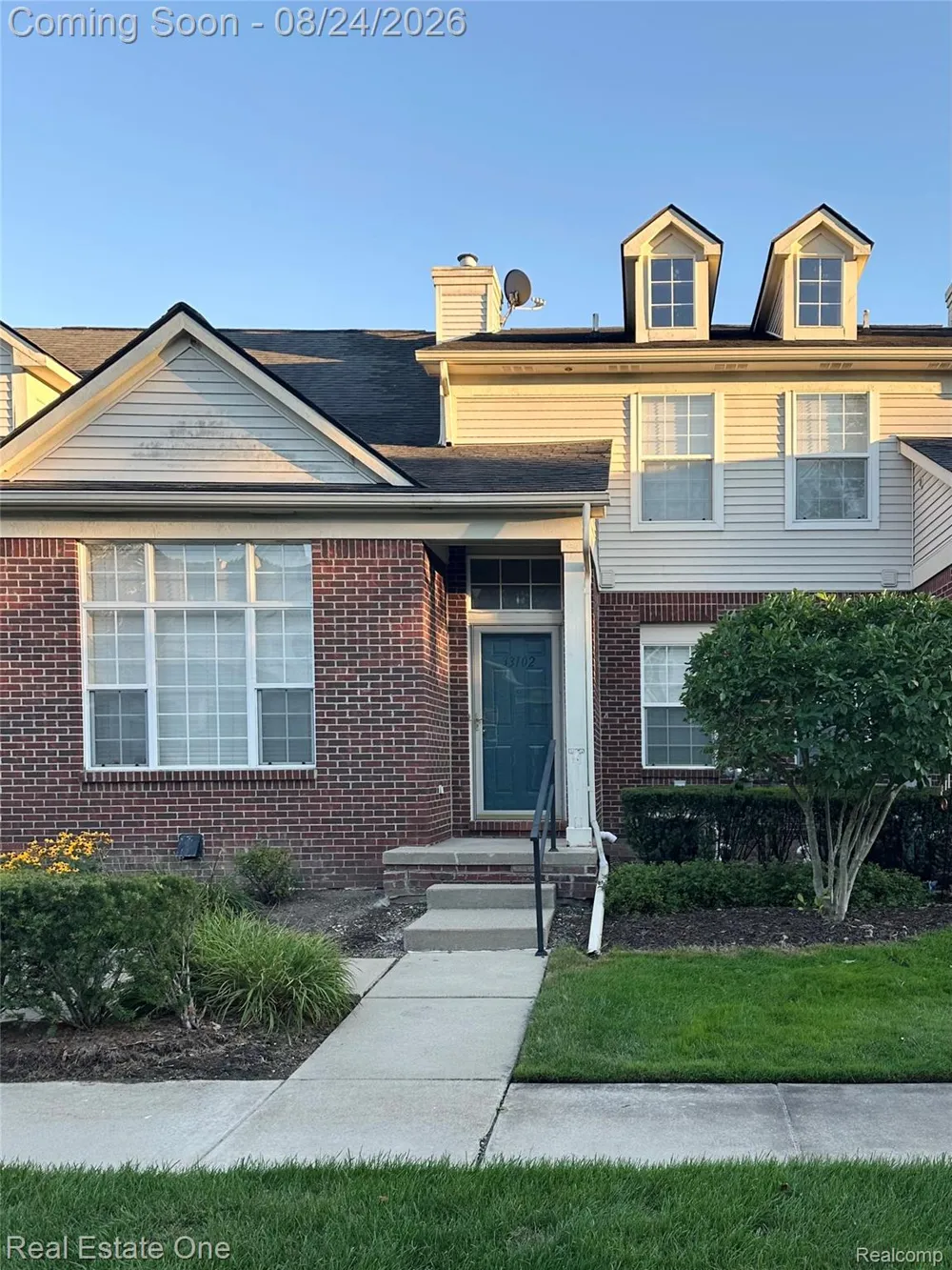 33102 Emma Circle #187 Commerce Charter Township, MI 48390