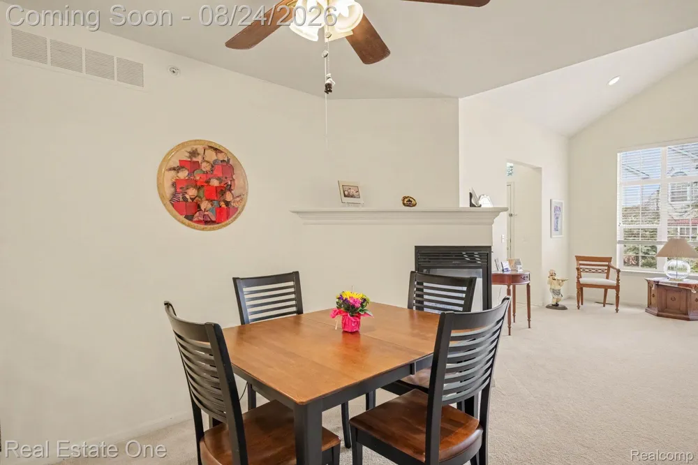 33102 Emma Circle #187 Commerce Charter Township, MI 48390