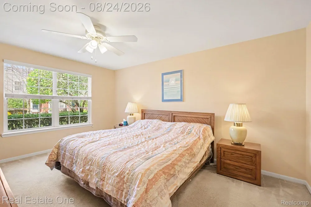 33102 Emma Circle #187 Commerce Charter Township, MI 48390