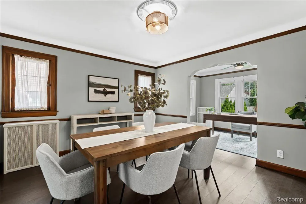 312 MCKINLEY AVENUE Grosse Pointe Farms City, MI 48236