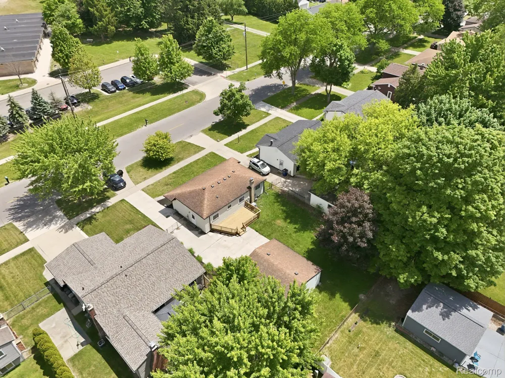 1260 S John Hix Street Westland City, MI 48186