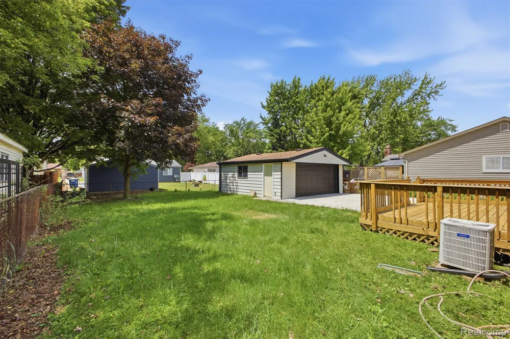 1260 S John Hix Street Westland City, MI 48186