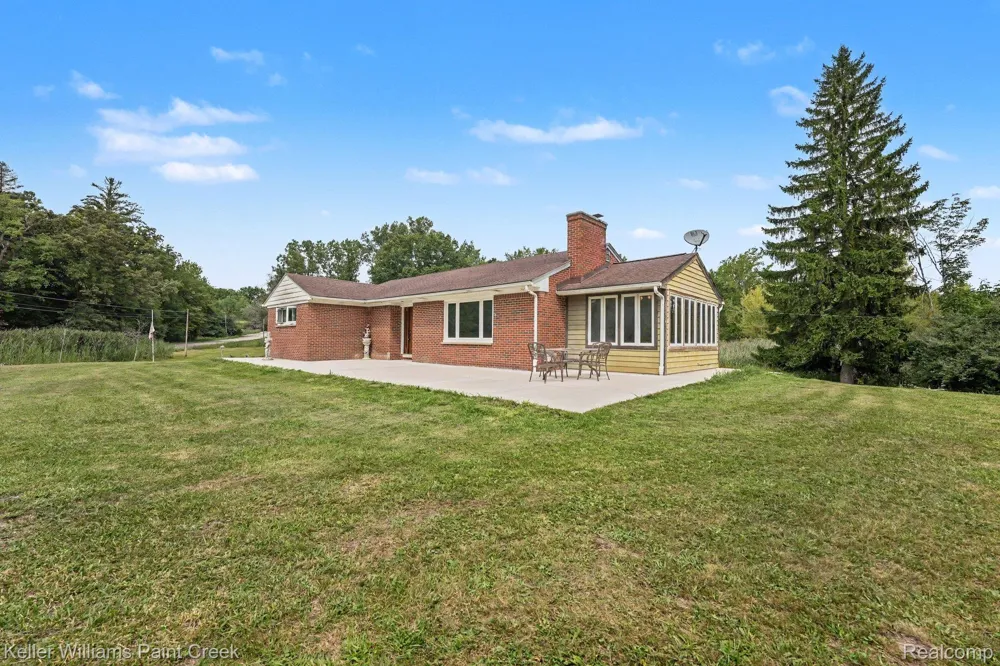 71320 Dequindre Road Bruce Township, MI 48065
