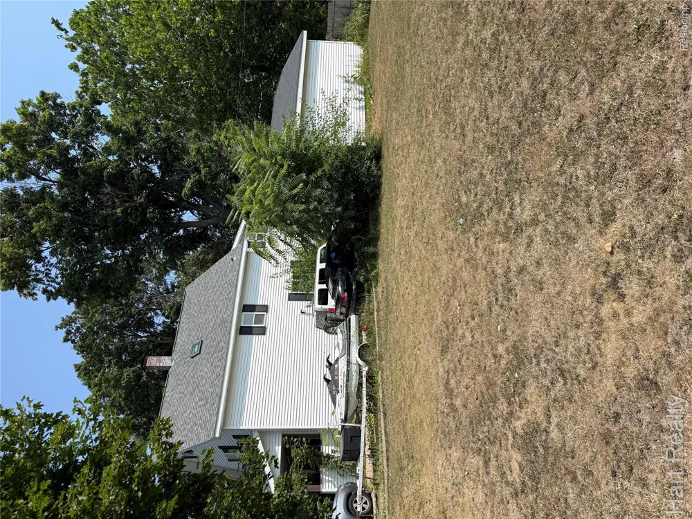 16 Pearl Street Caro City, MI 48723