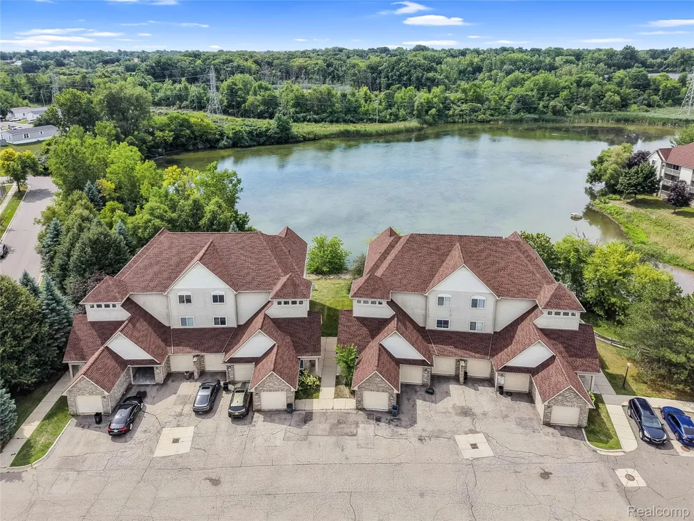 862 Amanda Lane Pontiac City, MI 48340