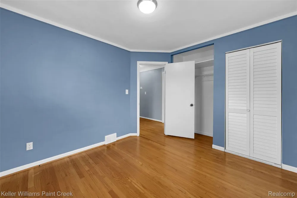 22613 Port Street St Clair Shores City, MI 48082