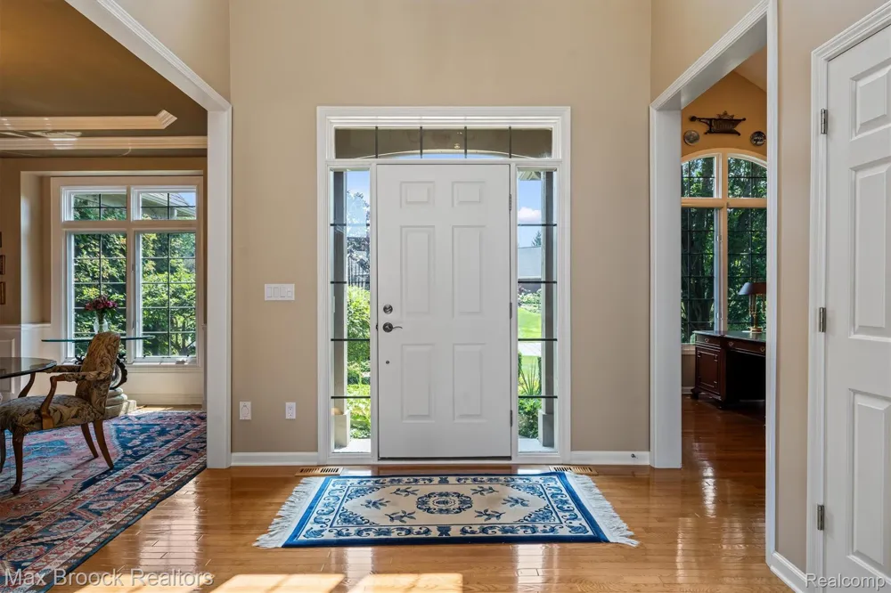 54878 Grenelefe Circle E Lyon Charter Township, MI 48178