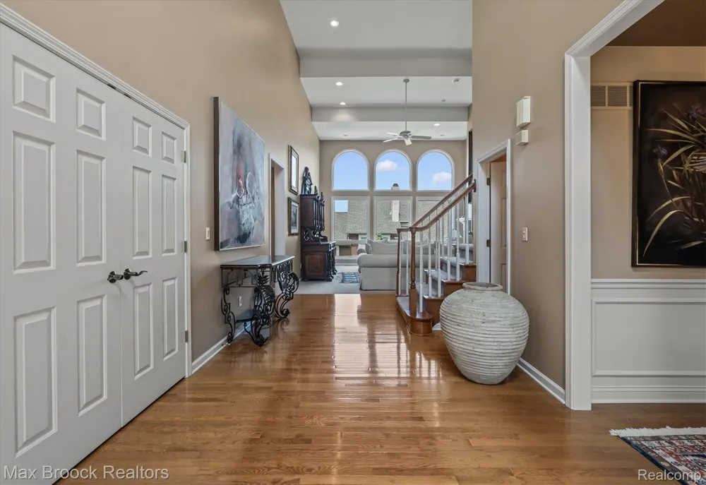54878 Grenelefe Circle E Lyon Charter Township, MI 48178