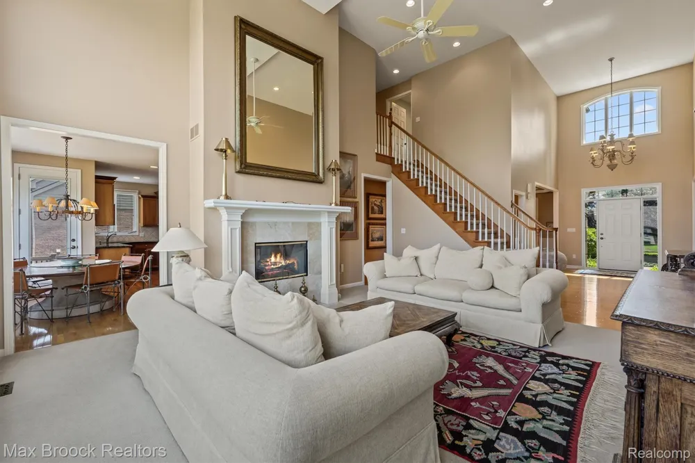 54878 Grenelefe Circle E Lyon Charter Township, MI 48178