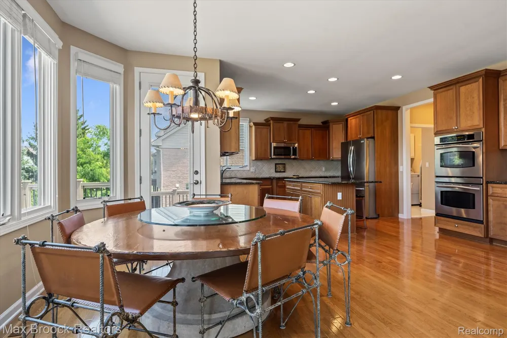 54878 Grenelefe Circle E Lyon Charter Township, MI 48178