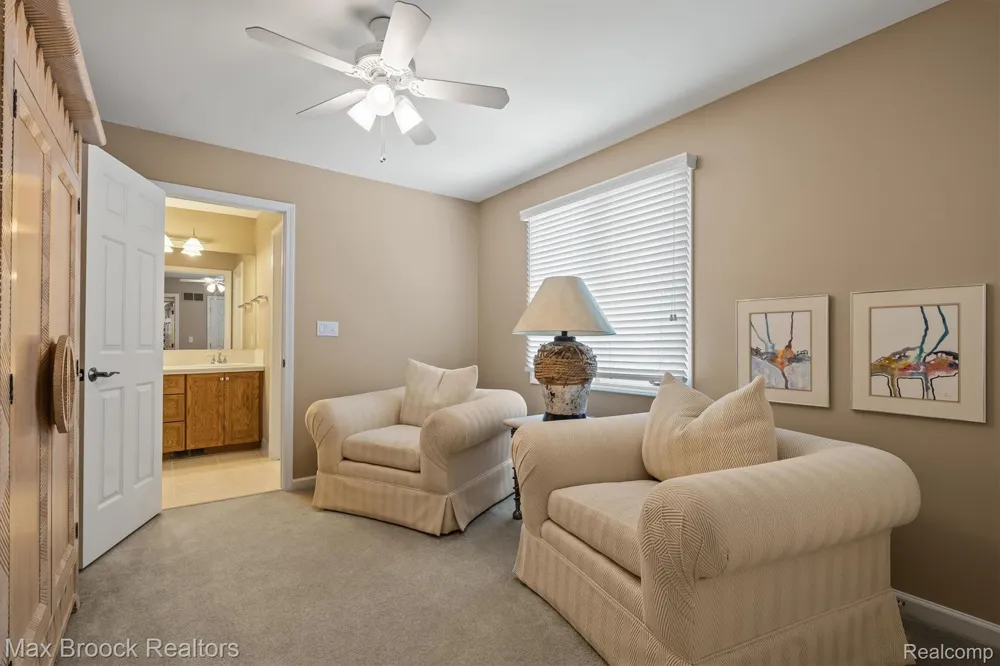 54878 Grenelefe Circle E Lyon Charter Township, MI 48178