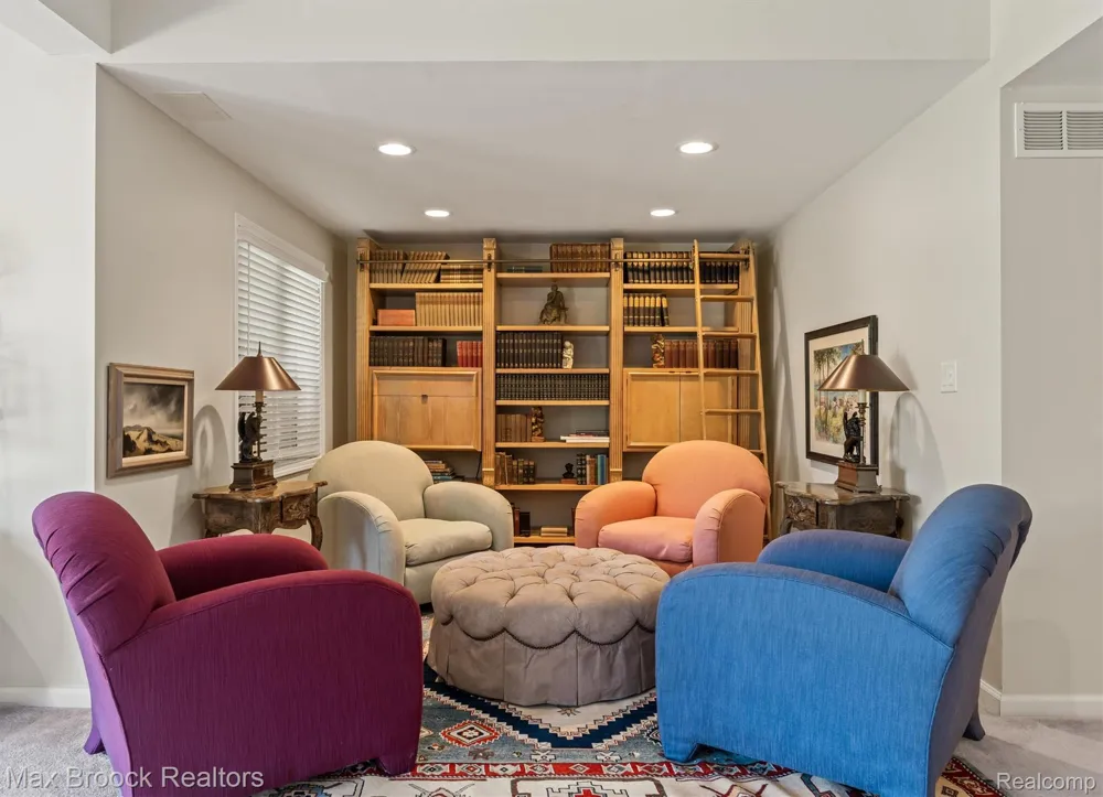 54878 Grenelefe Circle E Lyon Charter Township, MI 48178