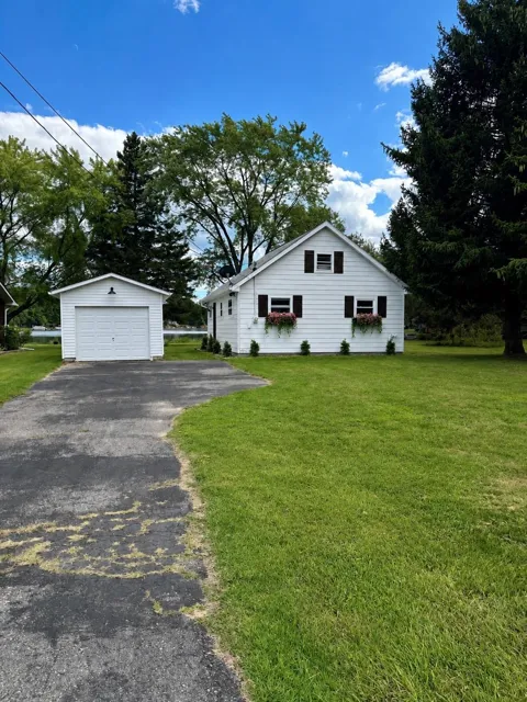 3091 W Huckleberry Trail