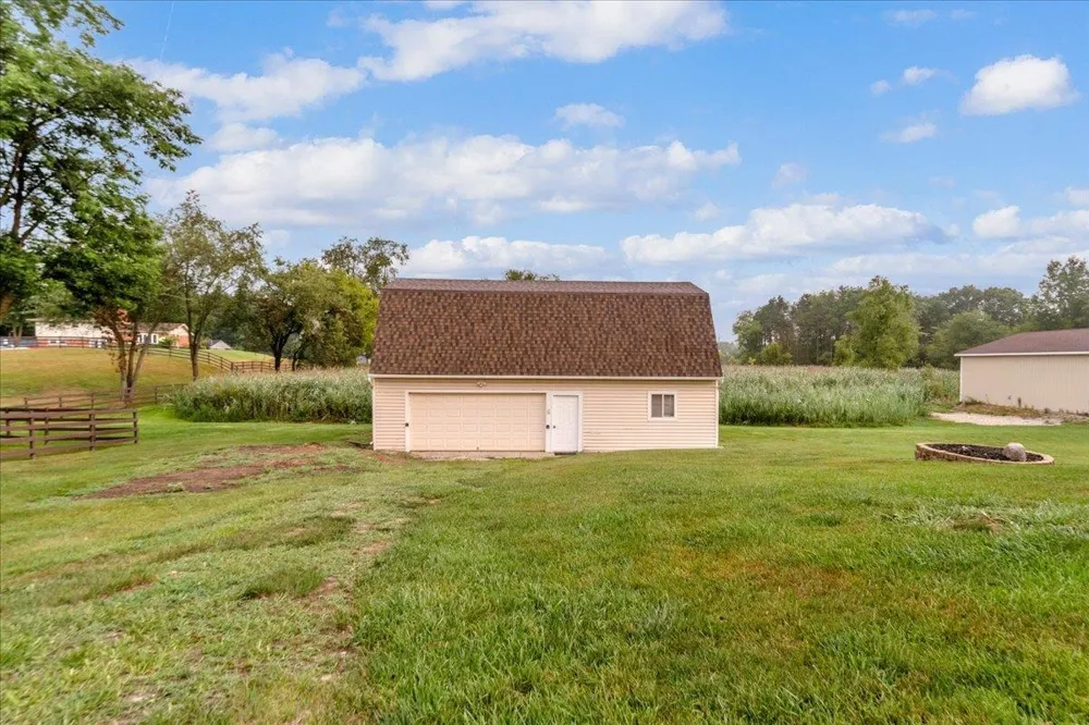 12789 12 Mile Road Green Oak Township, MI 48178