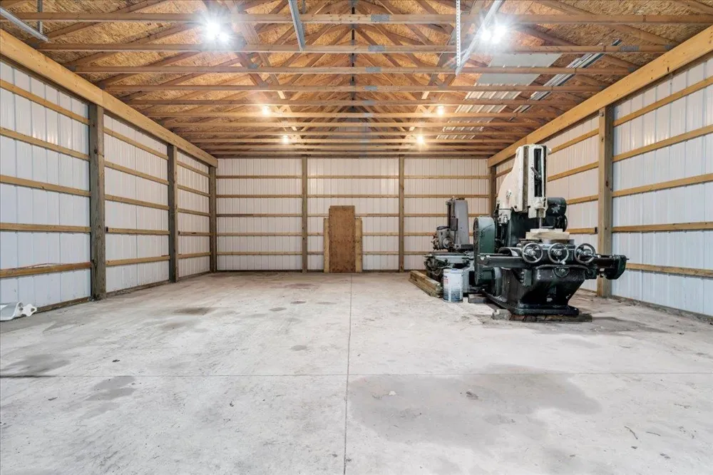 12789 12 Mile Road Green Oak Township, MI 48178