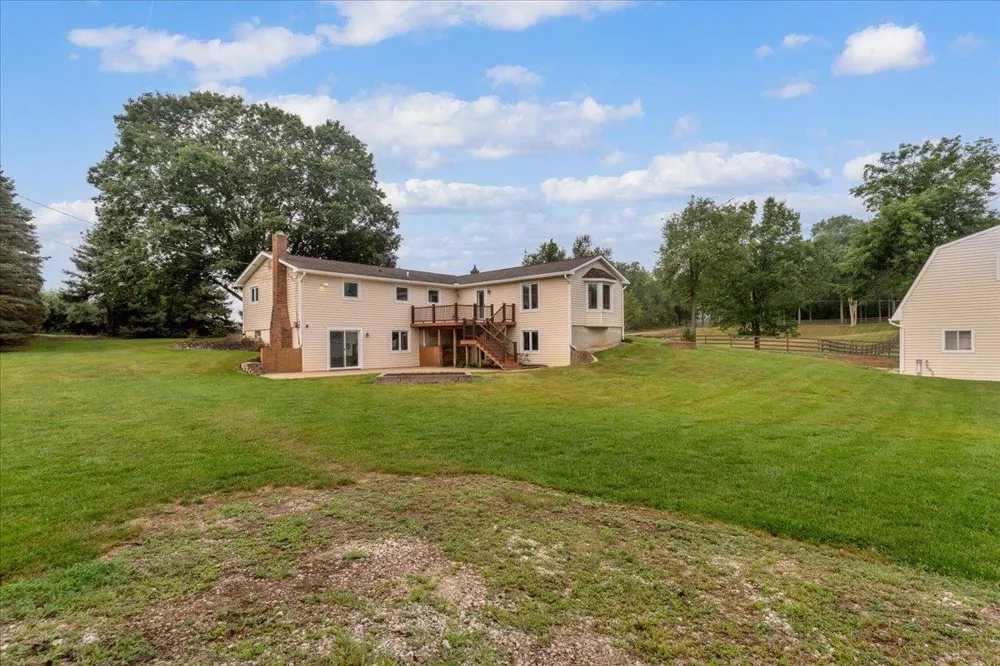 12789 12 Mile Road Green Oak Township, MI 48178