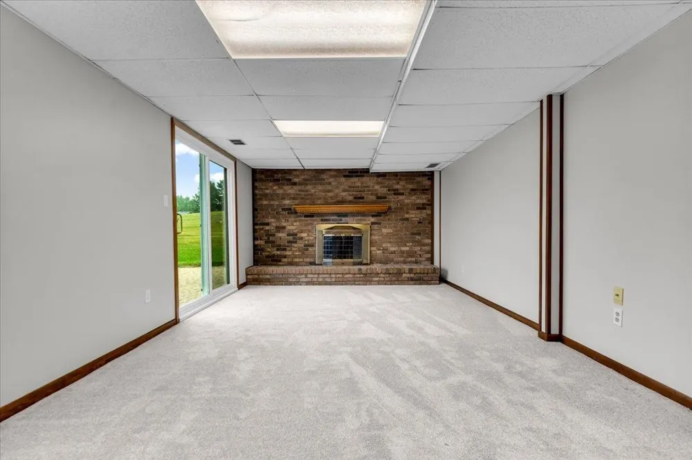 12789 12 Mile Road Green Oak Township, MI 48178