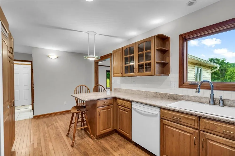 12789 12 Mile Road Green Oak Township, MI 48178