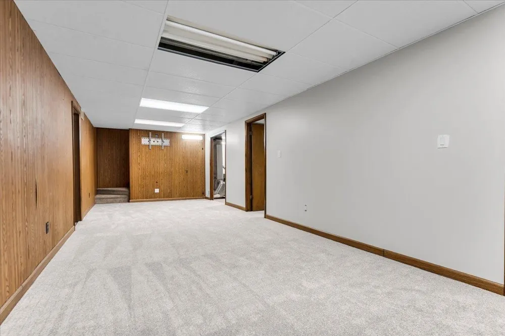 12789 12 Mile Road Green Oak Township, MI 48178