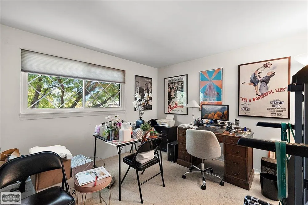 1995 Streamwood Drive Rochester Hills City, MI 48309