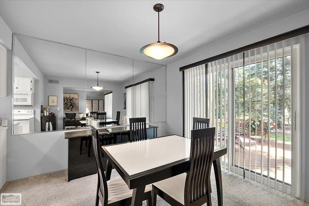 1995 Streamwood Drive Rochester Hills City, MI 48309