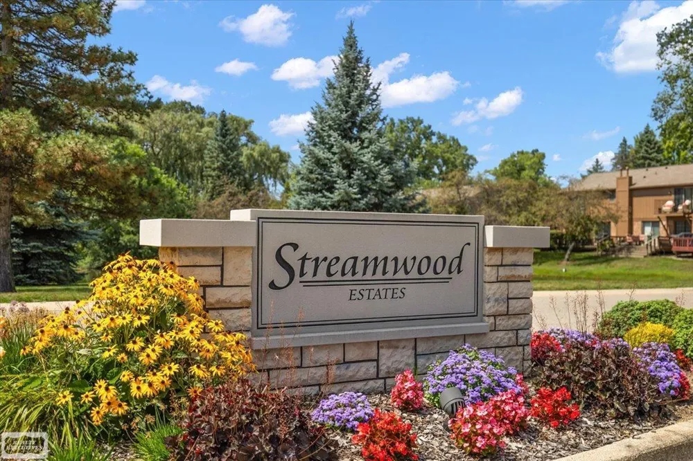 1995 Streamwood Drive Rochester Hills City, MI 48309