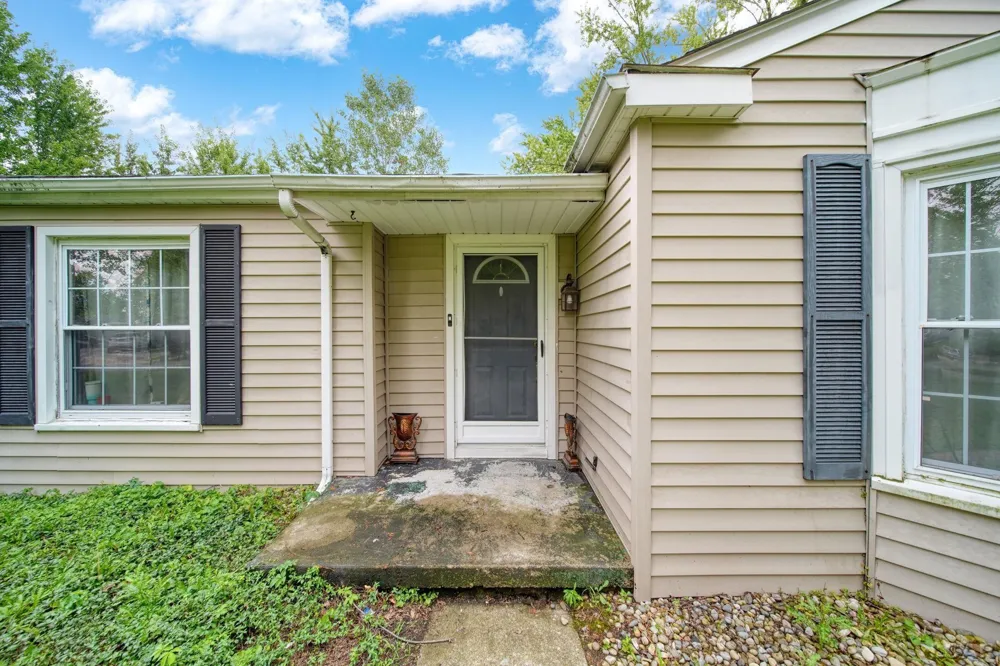 434 W Westwood Drive Adrian City, MI 49221