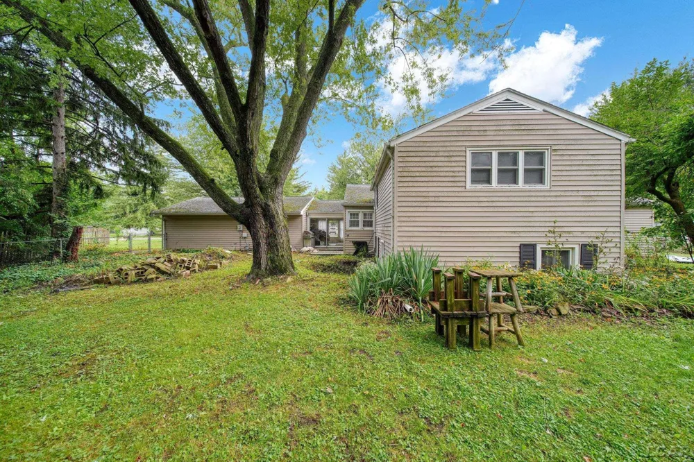 434 W Westwood Drive Adrian City, MI 49221