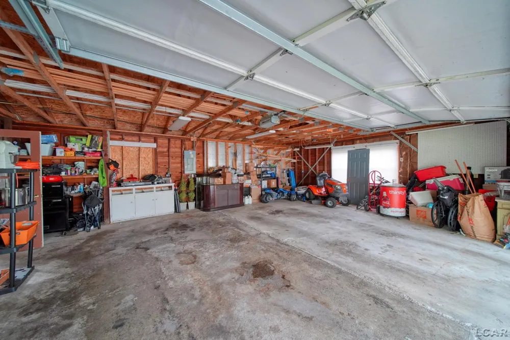 434 W Westwood Drive Adrian City, MI 49221